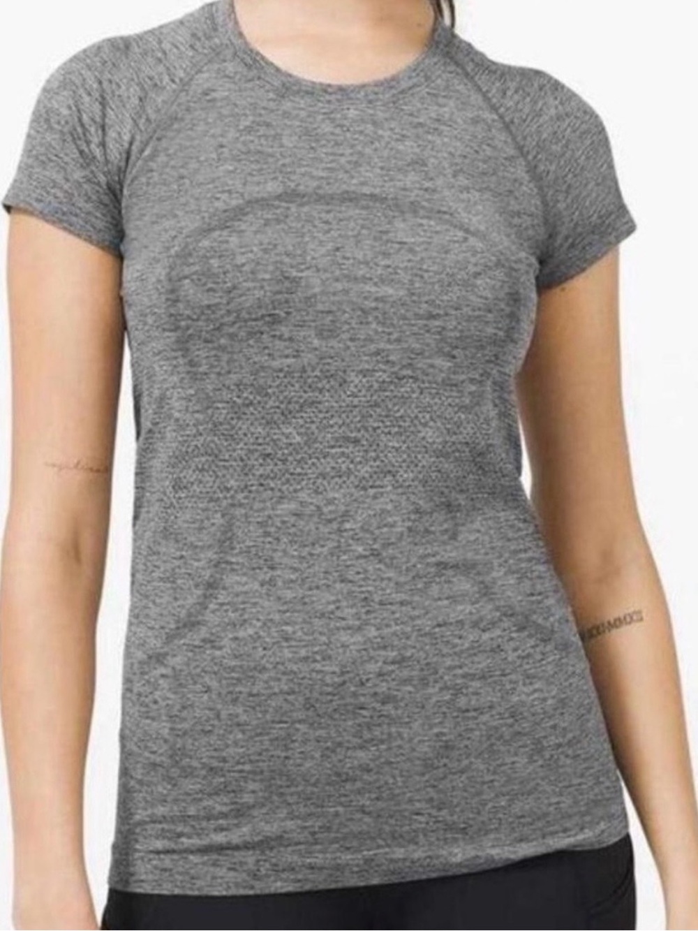 lululemon athletica Heathered Grey Short Sleeve Performance Tee